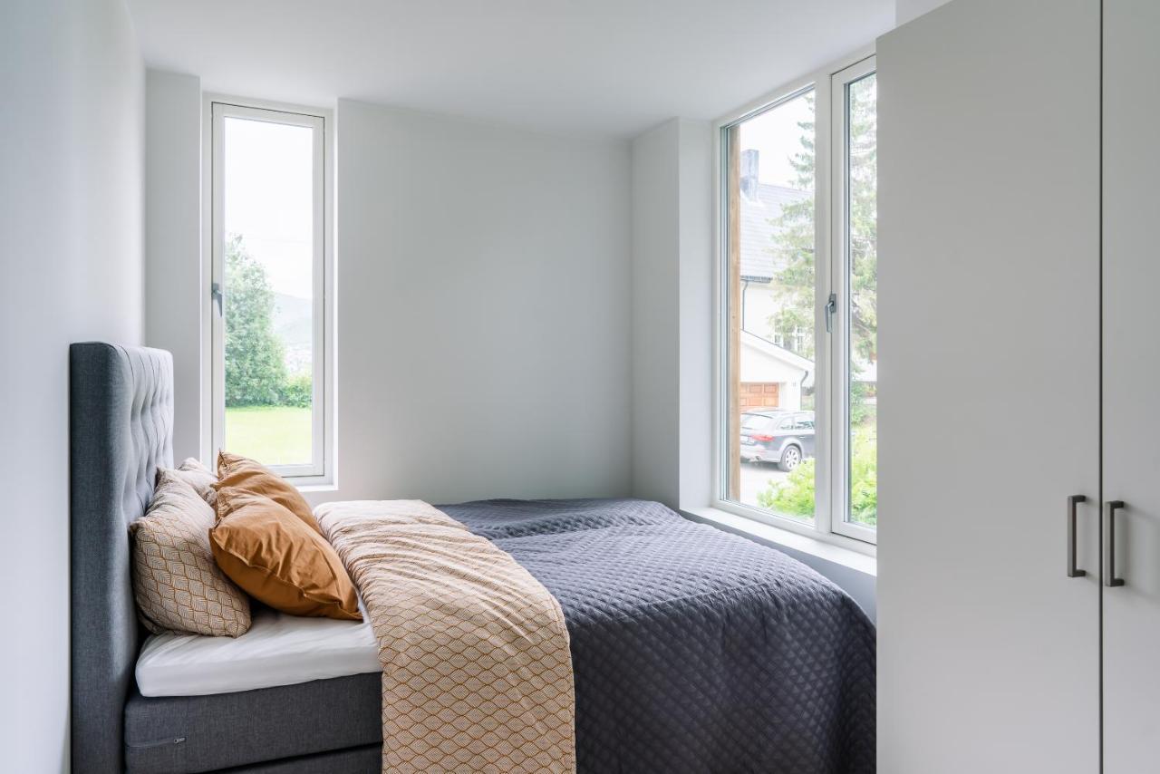 Modern Villas In Plush Town Tromso Bagian luar foto