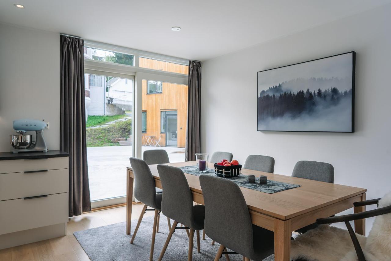 Modern Villas In Plush Town Tromso Bagian luar foto