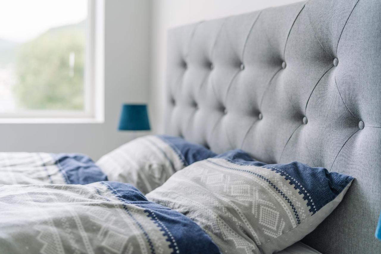 Modern Villas In Plush Town Tromso Bagian luar foto