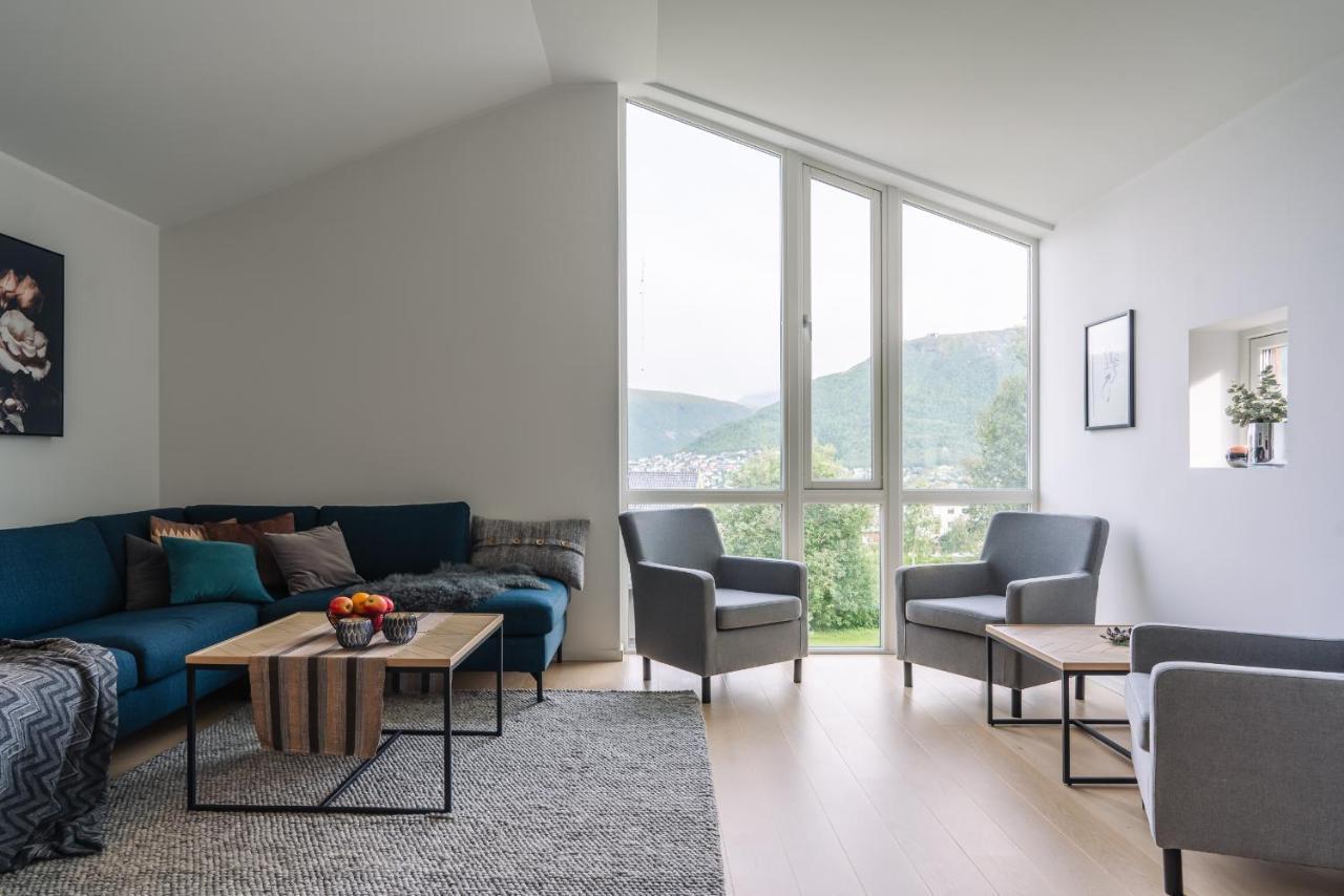 Modern Villas In Plush Town Tromso Bagian luar foto