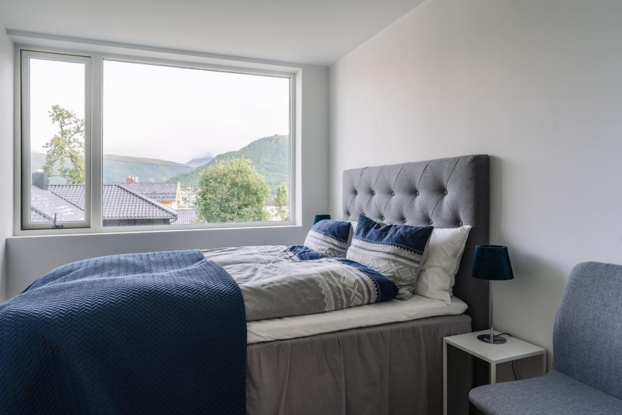 Modern Villas In Plush Town Tromso Bagian luar foto