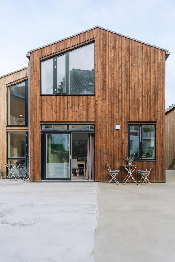 Modern Villas In Plush Town Tromso Bagian luar foto