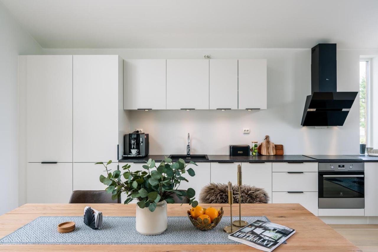 Modern Villas In Plush Town Tromso Bagian luar foto
