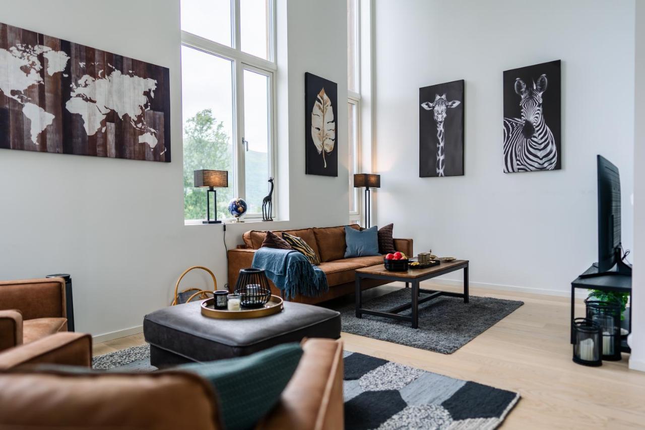 Modern Villas In Plush Town Tromso Bagian luar foto