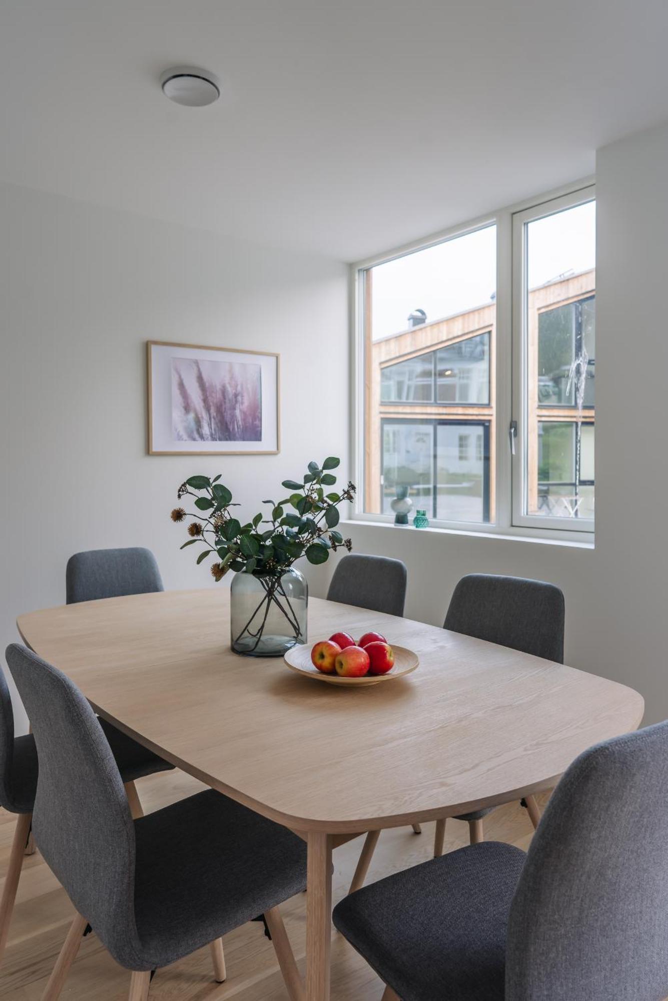 Modern Villas In Plush Town Tromso Bagian luar foto